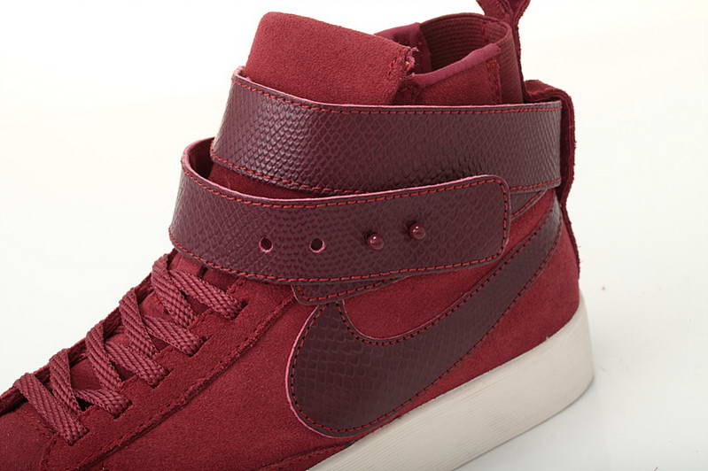 Nike Blazer haute autocollant Femmes chaussures noir fonce Rouge (4)